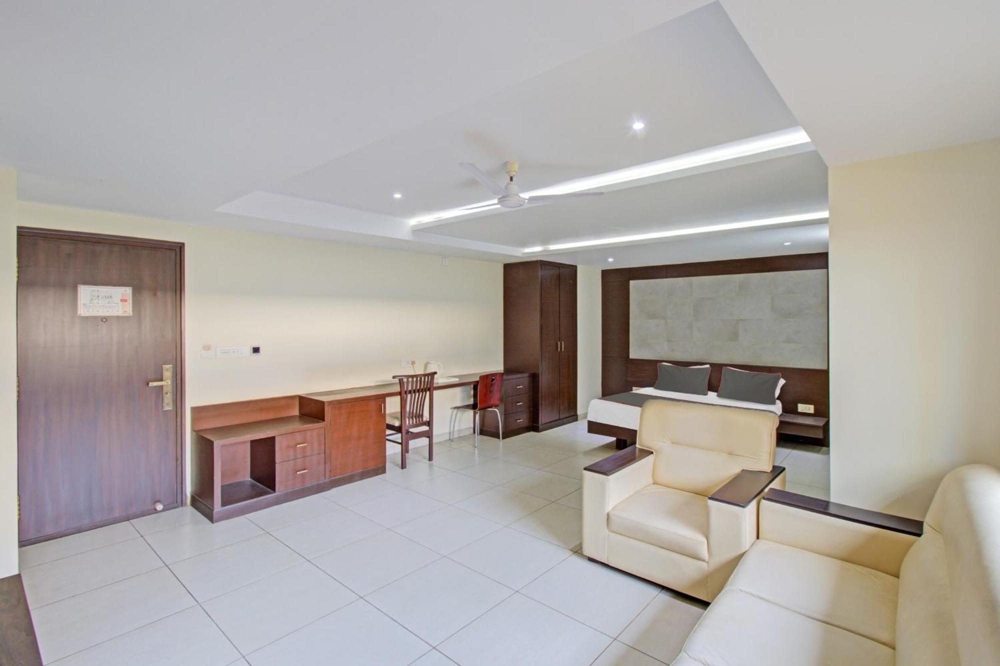 Collection O Venky"S Stay Inn Udupi Exterior photo
